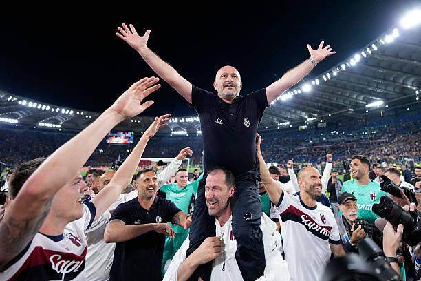 关于克洛泽梅开二度，带领博洛尼亚豪取胜利的信息