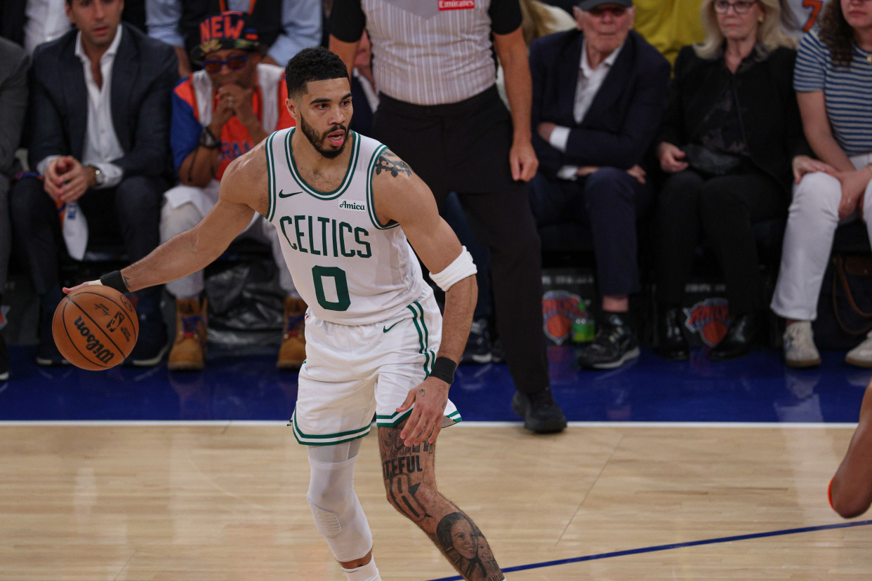 关于塔图姆迎来三赛季高光表现，独行侠球迷沸腾！的信息